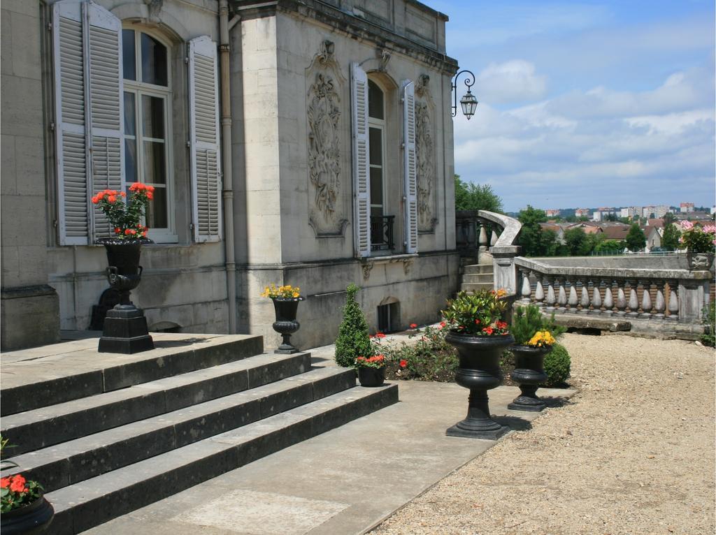 Chateau Du Clos Mortier Saint-Dizier Esterno foto