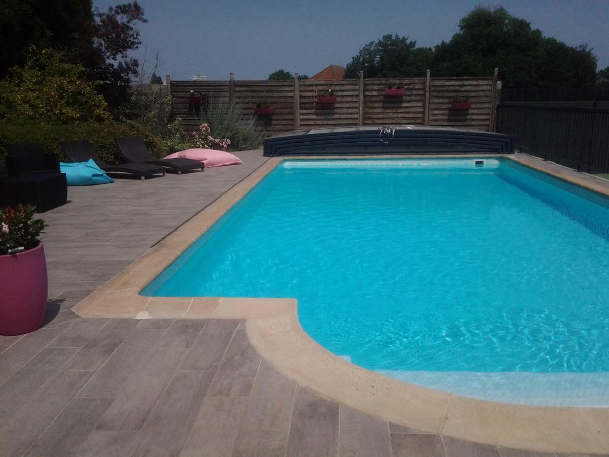 Chateau Du Clos Mortier Saint-Dizier Esterno foto