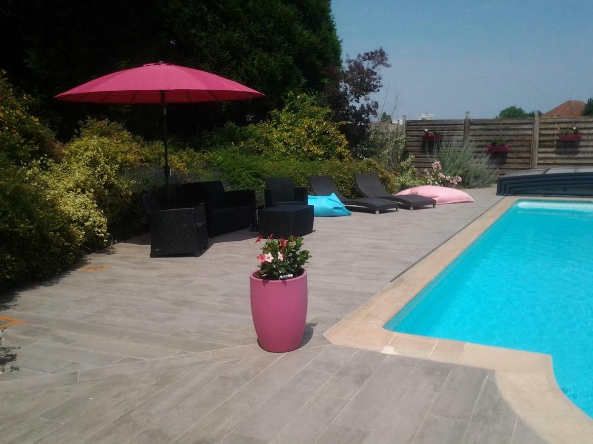 Chateau Du Clos Mortier Saint-Dizier Esterno foto